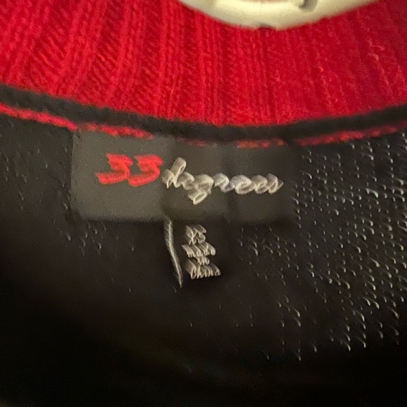 33 degrees in women’s sweater - Picture 10 of 13